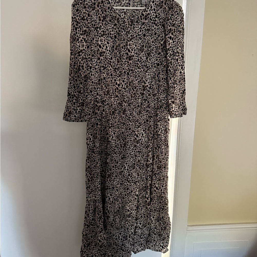 a new day Black and White leopard Midi Dress